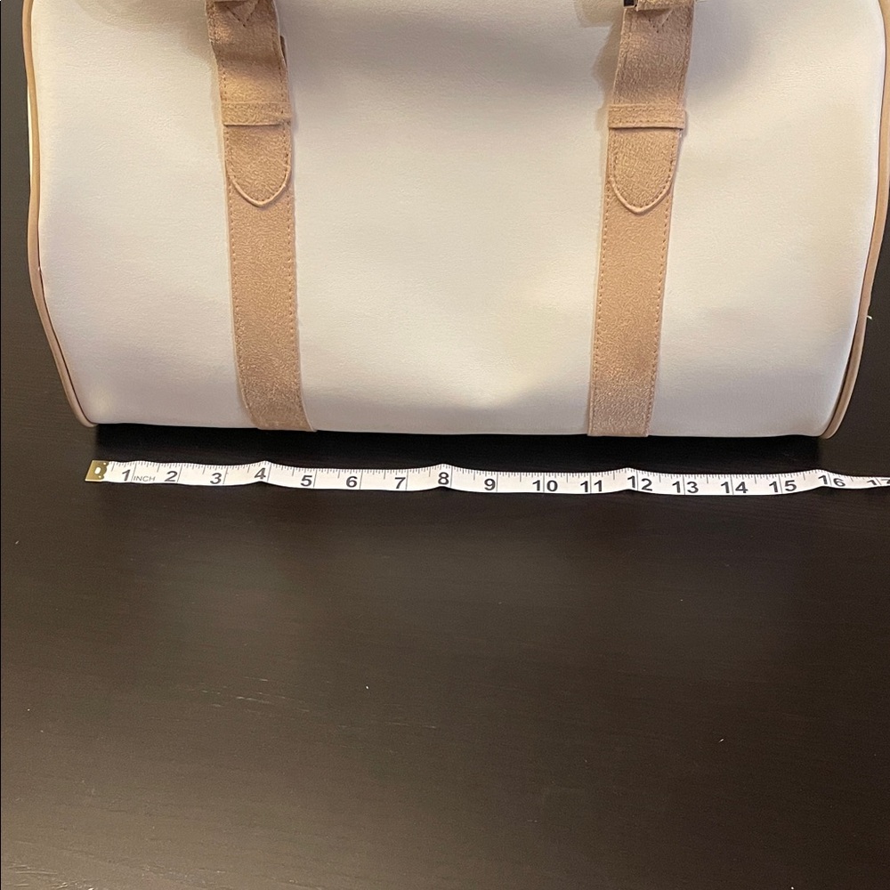 NWOT Estée Lauder White Faux Leather and Tan Suede Travel Bag/Purse - Picture 6 of 6